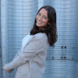 Meet your Posher, Lydia